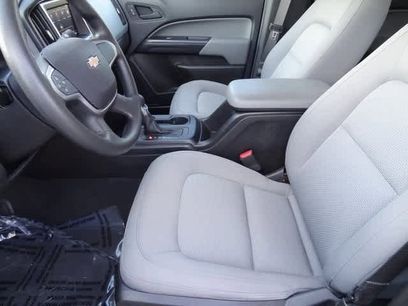 Used 2022 Chevrolet Colorado W/T w/ Custom Special Edition