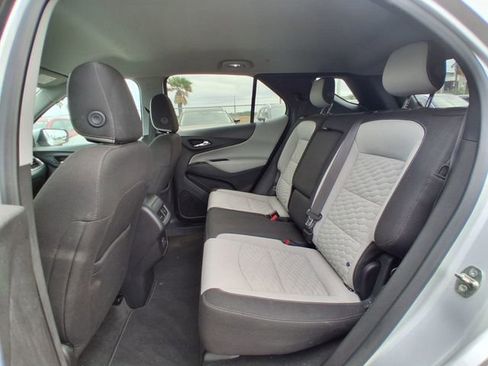 Used 2019 Chevrolet Equinox LT FWD image 14