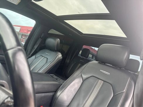 Used 2022 Ford F350 Platinum AWD/4WD image 18
