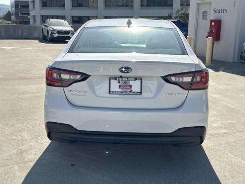 Used 2025 Subaru Legacy Premium image 5