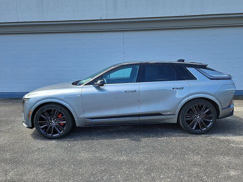 New 2026 Cadillac Lyriq V w/ LPO, Floor Liner Package image 2