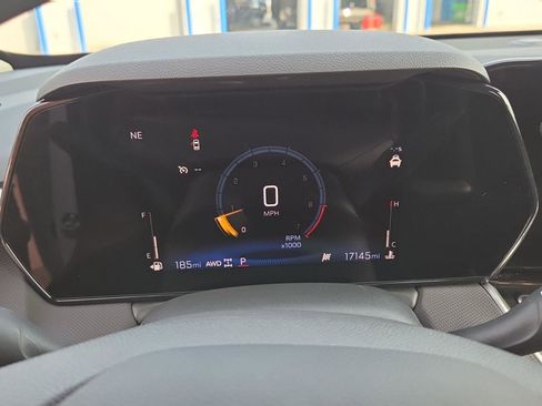 Used 2025 Chevrolet TrailBlazer LT image 23