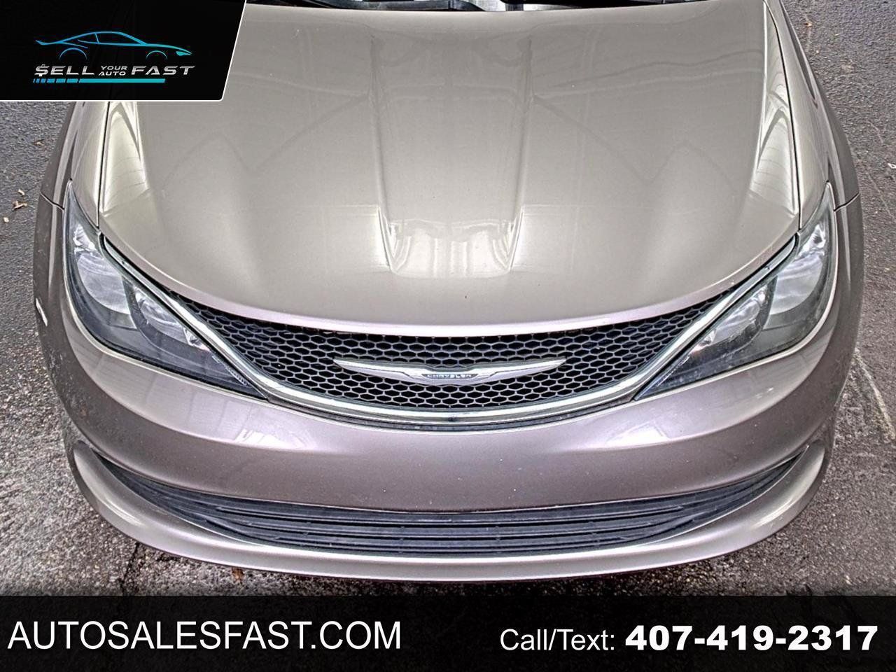 Used 2018 Chrysler Pacifica LX FWD image 1