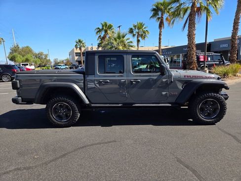 Used 2023 Jeep Gladiator Rubicon w/ Cold Weather Group image 7