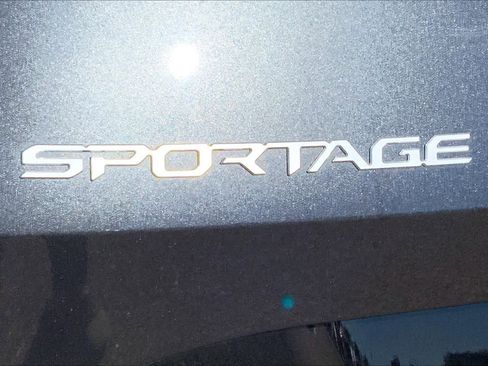 Certified 2023 Kia Sportage SX image 9