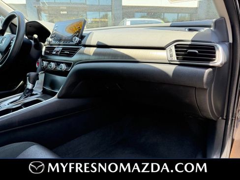 Used 2018 Honda Accord LX image 16