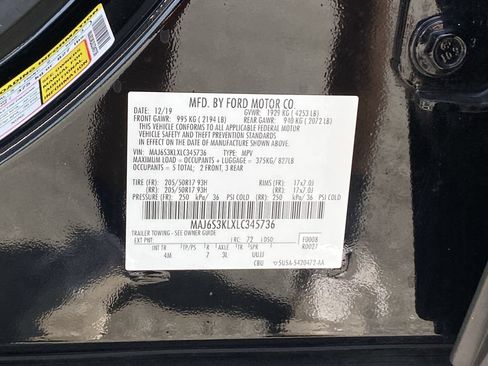 Used 2020 Ford EcoSport Titanium AWD/4WD image 36
