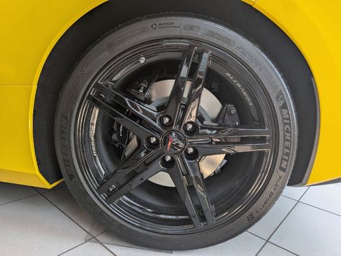 New 2026 Chevrolet Corvette Stingray Premium Conv w/ Z51 Performance Package RWD image 30