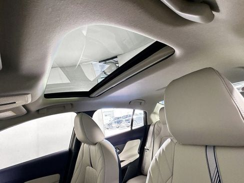 New 2026 Nissan Sentra SL FWD image 19
