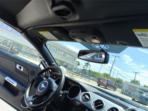 Used 2019 Ford Mustang Premium RWD image 23