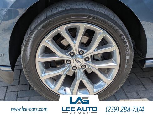 Used 2018 Ford Expedition Platinum RWD image 9