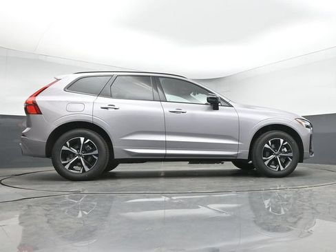 New 2026 Volvo XC60 B5 Core w/ Climate Package AWD/4WD image 40