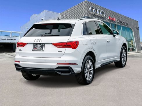 Used 2025 Audi Q3 2.0T Premium w/ Convenience Package image 4
