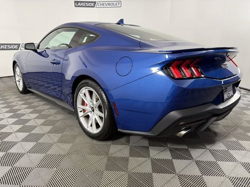 Used 2024 Ford Mustang GT Premium image 4