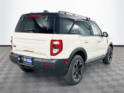 New 2025 Ford Bronco Sport Outer Banks w/ Outer Banks Tech Package+ image 4