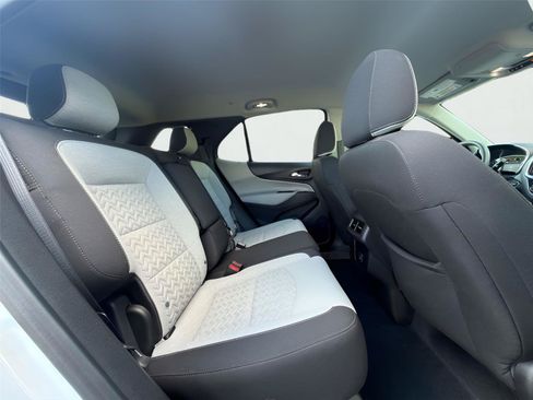 Certified 2023 Chevrolet Equinox LS w/ LS Convenience Package AWD/4WD image 18