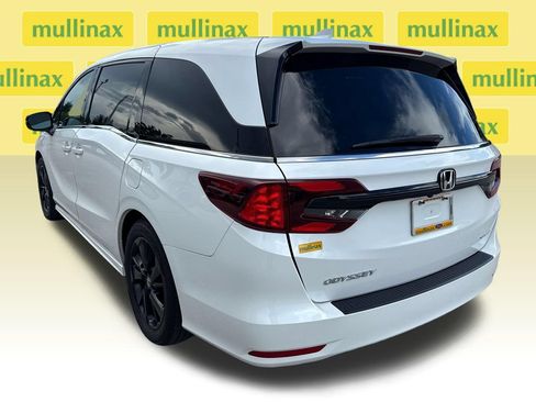 Used 2023 Honda Odyssey Sport image 7