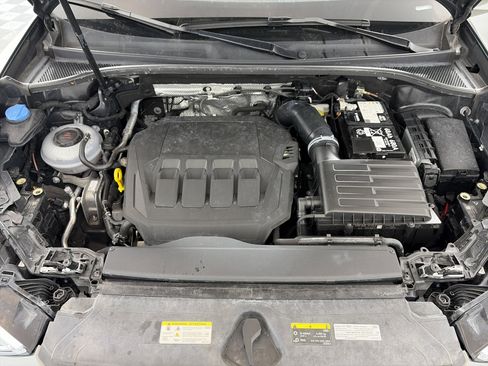 Certified 2025 Audi Q3 2.0T Premium image 11