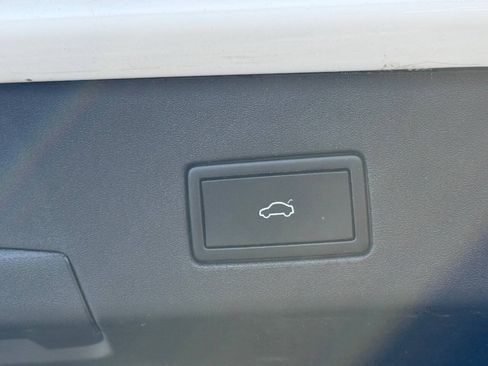 Used 2021 Volkswagen ID.4 1st Edition RWD image 20