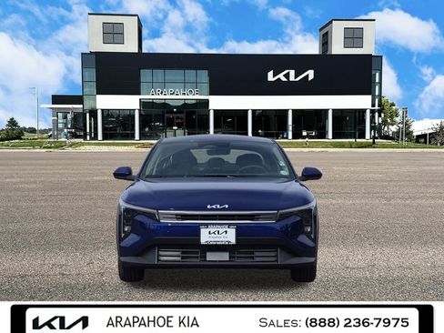 New 2026 Kia K4 LXS image 3