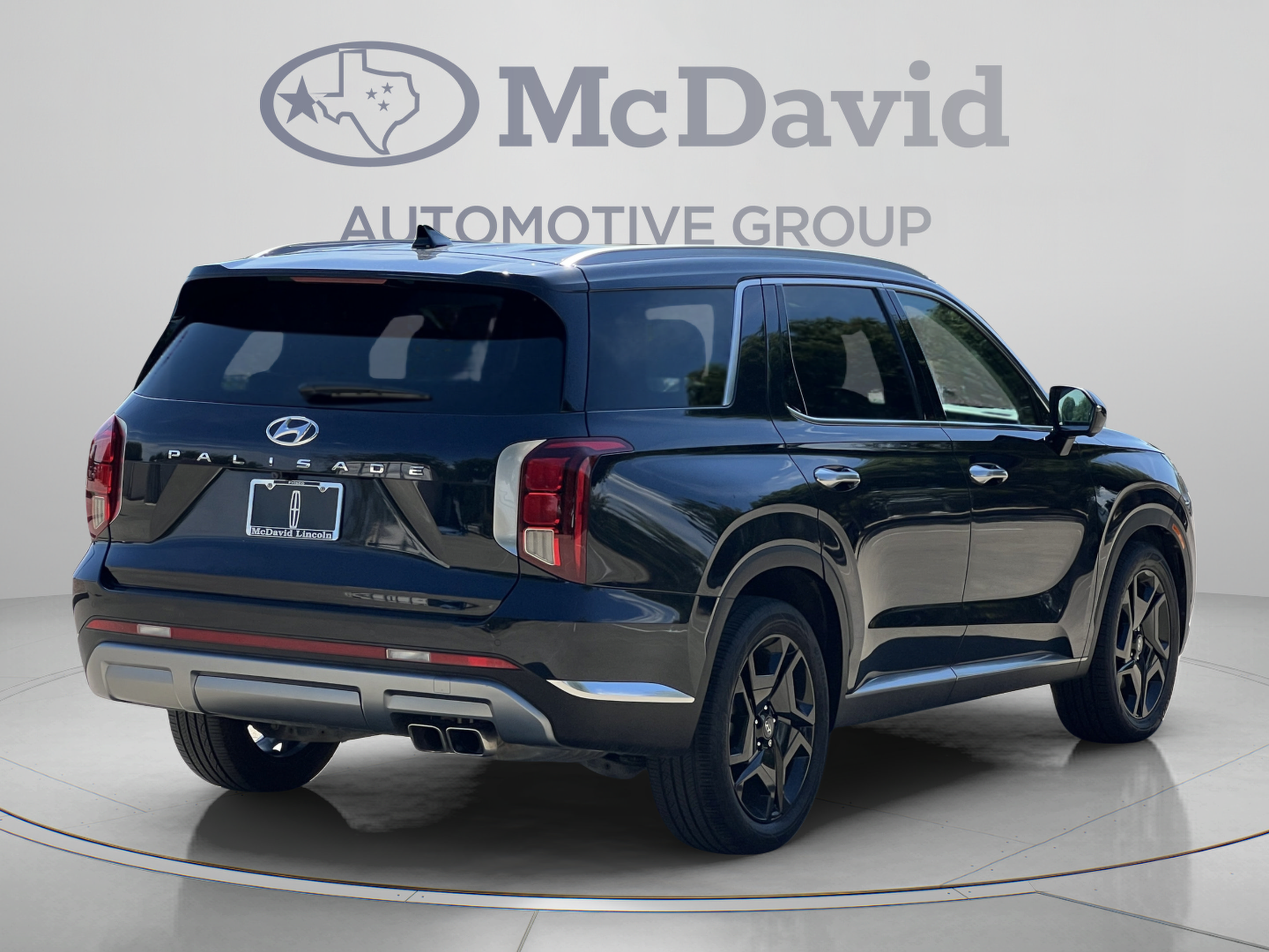 Used 2023 Hyundai Palisade Limited FWD image 8