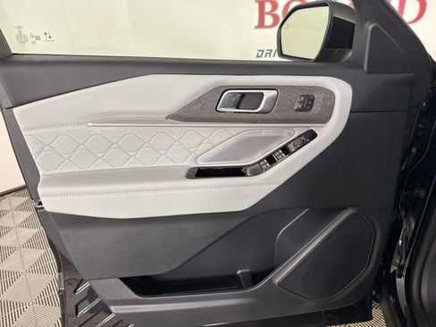 New 2026 Ford Explorer Platinum w/ LUX Leather Package image 17