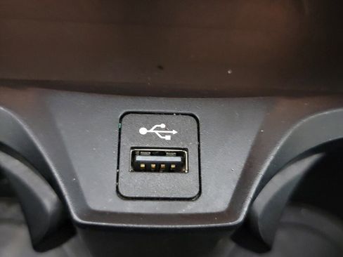 Used 2021 BMW 330i xDrive Sedan w/ Premium Package AWD/4WD image 26