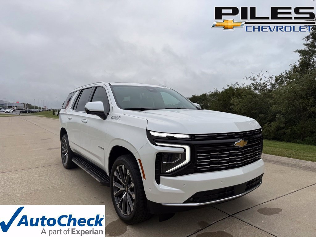 Used 2025 Chevrolet Tahoe High Country w/ Sun And Tow Package AWD/4WD image 1