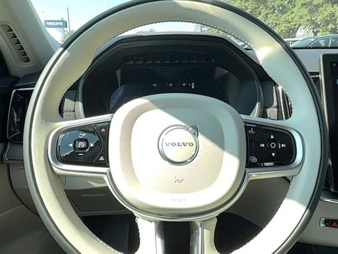 Used 2026 Volvo XC90 B6 Ultra image 20