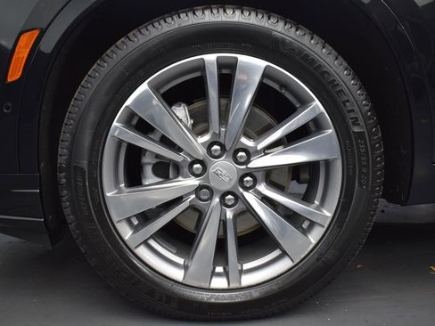 Used 2022 Cadillac XT6 Premium Luxury w/ Technology Package image 8