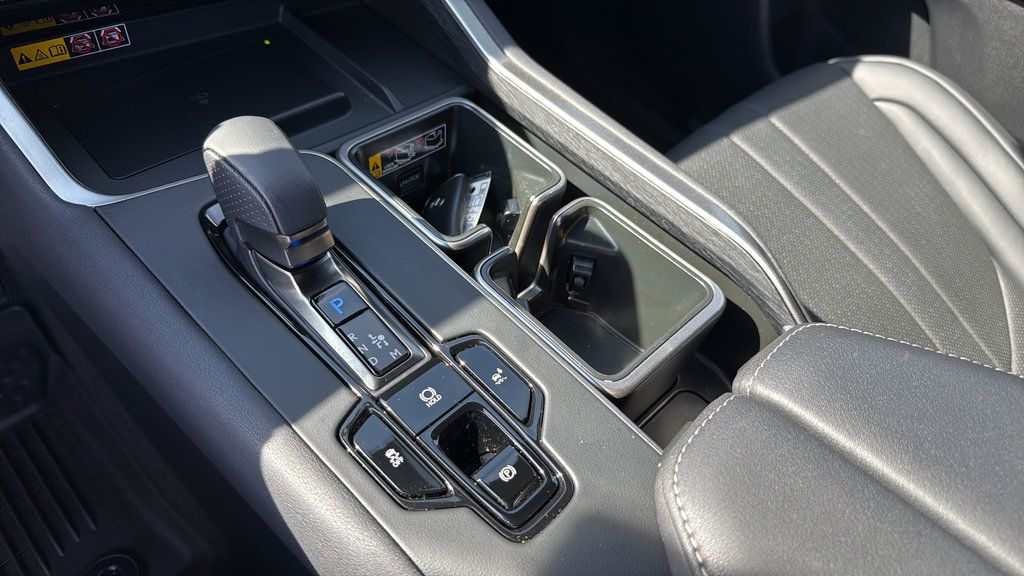 Certified 2026 Lexus TX 500h AWD w/ Technology Package image 36
