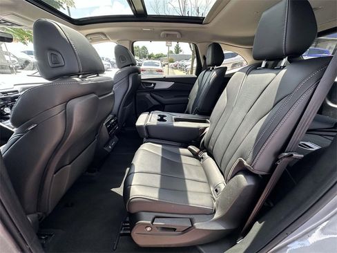 Certified 2024 Acura MDX SH-AWD w/ Technology Package image 29