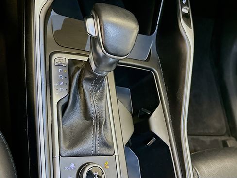 Used 2023 Kia Sorento S w/ Panoramic Sunroof Package image 25