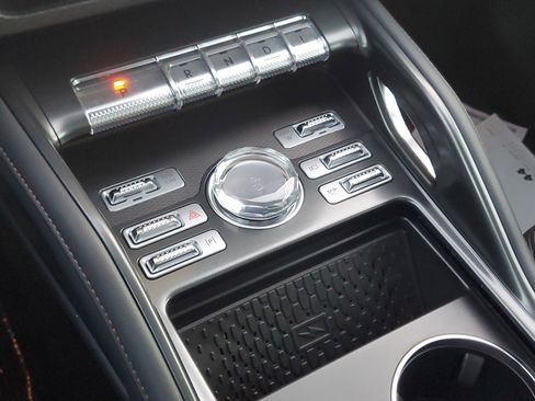 New 2026 Lincoln Nautilus Premier w/ Equipment Group 102A image 26