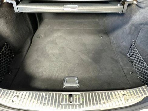Used 2019 Mercedes-Benz S 560 Sedan image 25