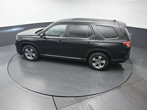 Certified 2023 Honda Pilot EX-L image 40