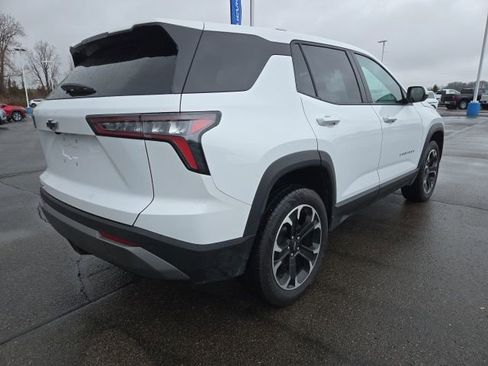 Used 2026 Chevrolet Equinox LT image 4