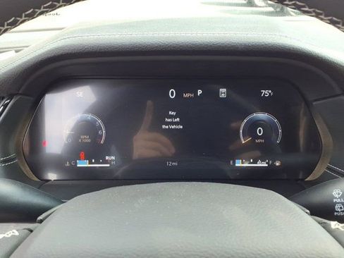 New 2026 Jeep Grand Cherokee L Limited AWD/4WD image 11