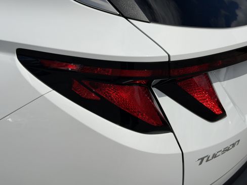 Used 2025 Hyundai Tucson SEL FWD image 36