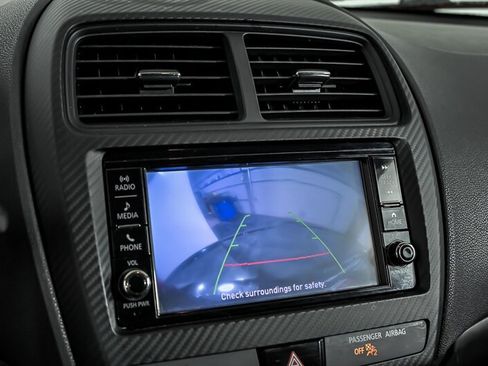 Used 2018 Mitsubishi Outlander Sport ES FWD image 24