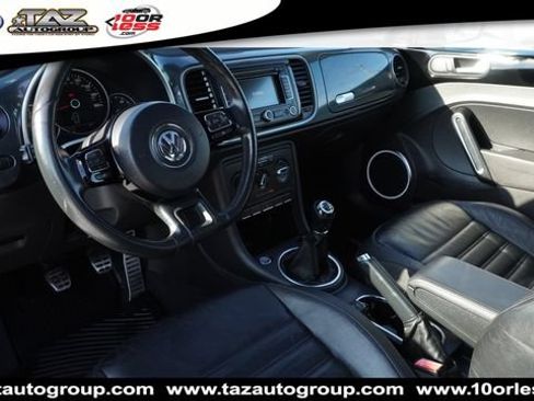 Used 2012 Volkswagen Beetle 2.0T FWD image 10
