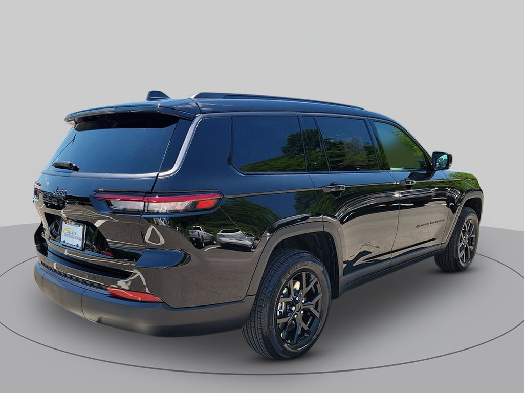 New 2026 Jeep Grand Cherokee L 2WD image 3