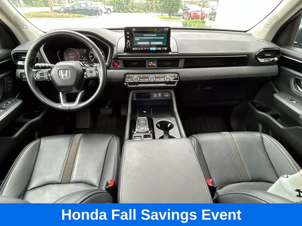 Used 2023 Honda Pilot Touring image 18