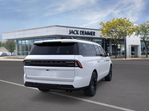 New 2026 Lincoln Navigator L Reserve w/ Jet Appearance Package AWD/4WD image 8