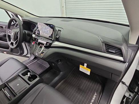 New 2026 Honda Odyssey EX-L image 38