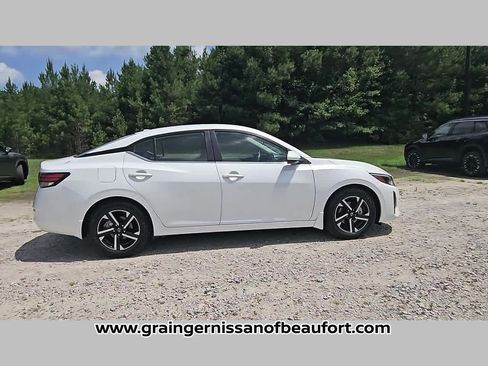 Used 2025 Nissan Sentra SV w/ All-Weather Package FWD image 34