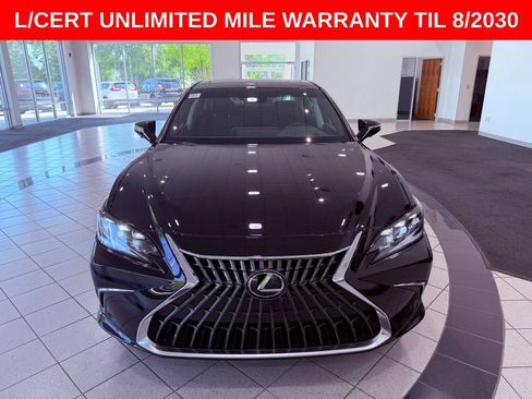 Used 2024 Lexus ES 300h Ultra Luxury w/ Accessory Package (Z2) FWD image 2
