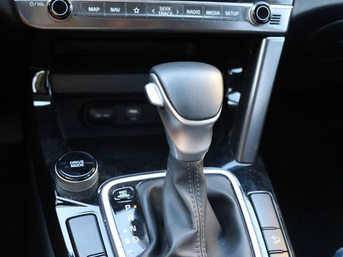 Used 2025 Kia Seltos S FWD image 16