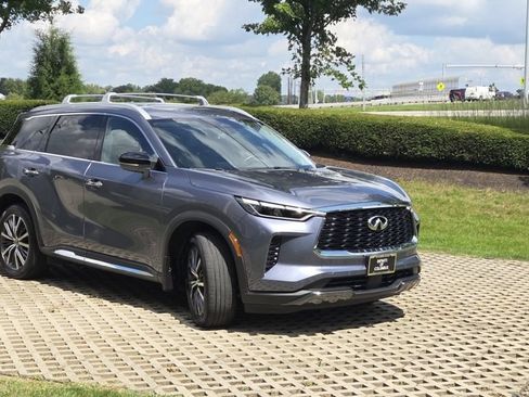 Certified 2023 INFINITI QX60 Sensory w/ Vision Package AWD/4WD image 4
