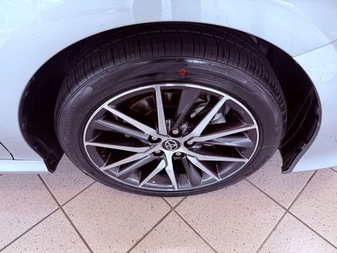 Used 2022 Toyota Camry XLE FWD image 14